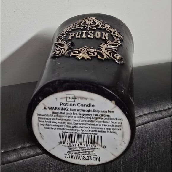 New Halloween Poison Bottle Black Unscented Candle - Picture 6 of 6